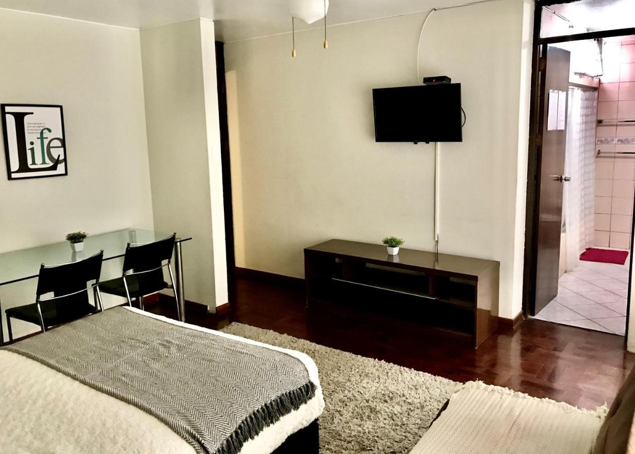 Lima Mini Aparts Monterrico - Cerca Embajada Eeuu Bagian luar foto