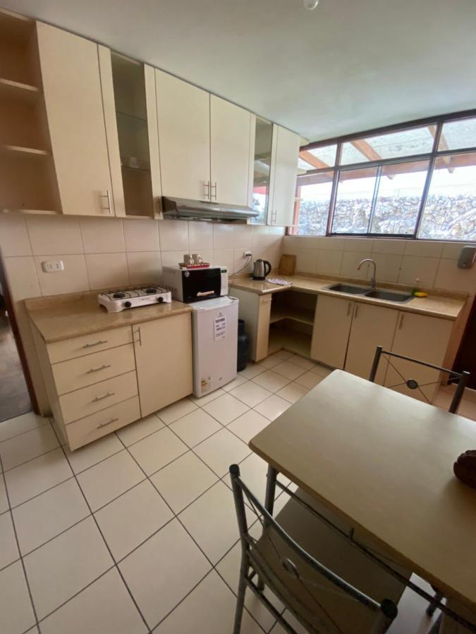 Lima Mini Aparts Monterrico - Cerca Embajada Eeuu Bagian luar foto