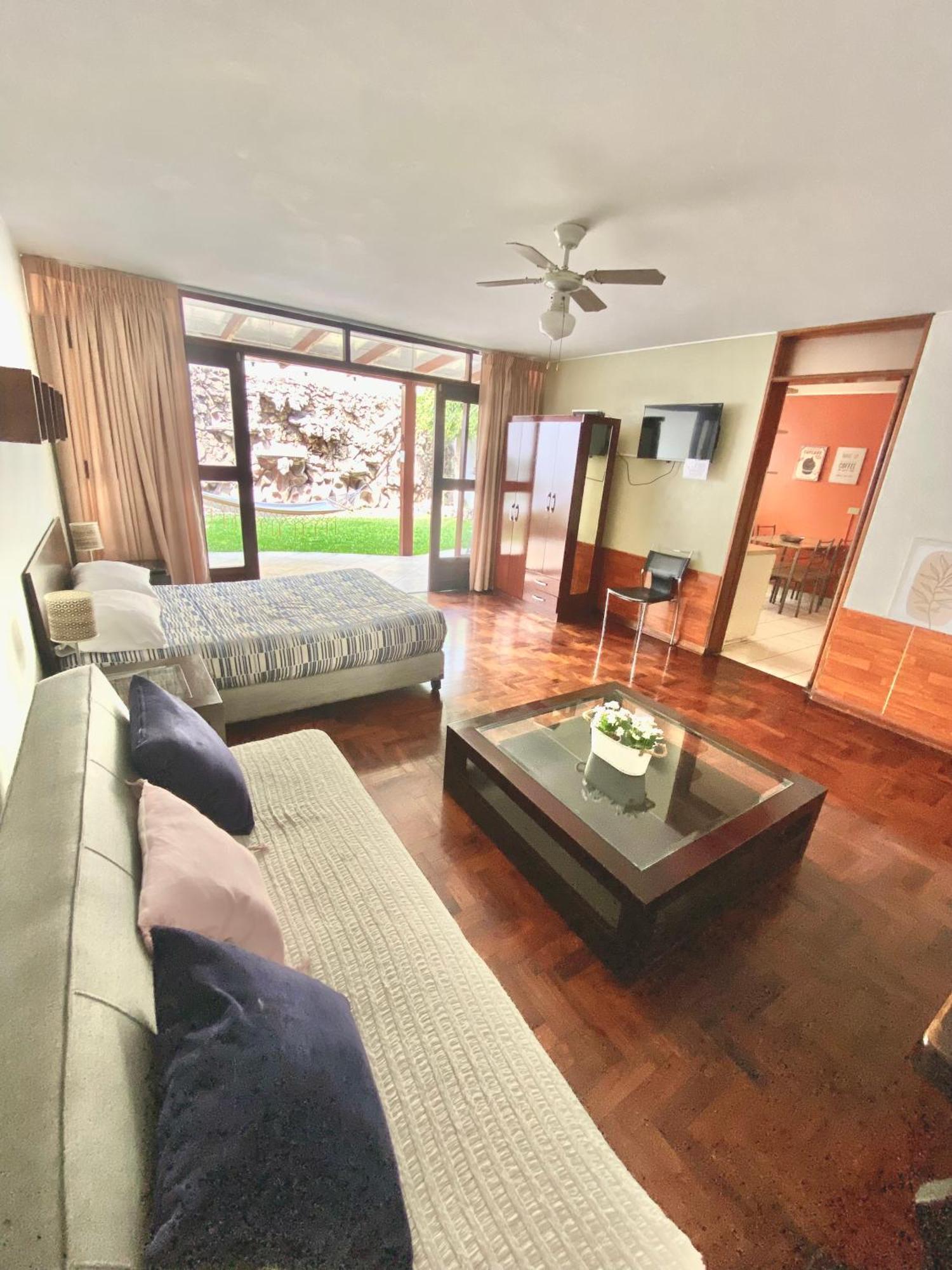 Lima Mini Aparts Monterrico - Cerca Embajada Eeuu Bagian luar foto